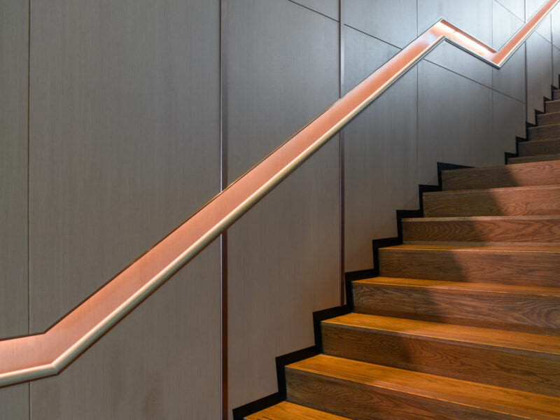 Custom Millwork vs. Off-the-Shelf Trim: When Custom Knife Grinding Makes the Project
